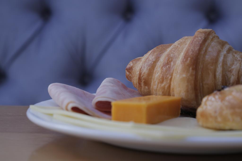 ロンドン パーク アベニュー ベルグラビア Bed & Breakfast エクステリア 写真